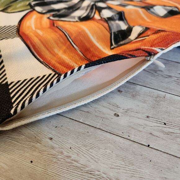 Set of Four Fall Themed Throw Pillow Covers 18x18 NEW - Picture 5 of 7